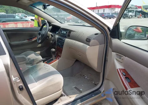 2005 Toyota Corolla Le z USA, uszkodzony, nr VIN 1NXBR32E55Z557877